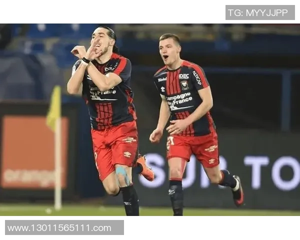 图尔与瓦朗谢的精彩对决揭示法乙联赛的激烈竞争与球队实力较量