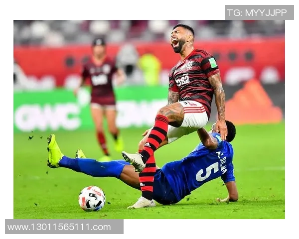 斯塔拉斯堡与布尔格的精彩对决揭示法甲新赛季的激烈竞争与战术博弈 斯塔拉斯堡与布尔格的精彩对决揭示法甲新赛季的激烈竞争与战术博弈